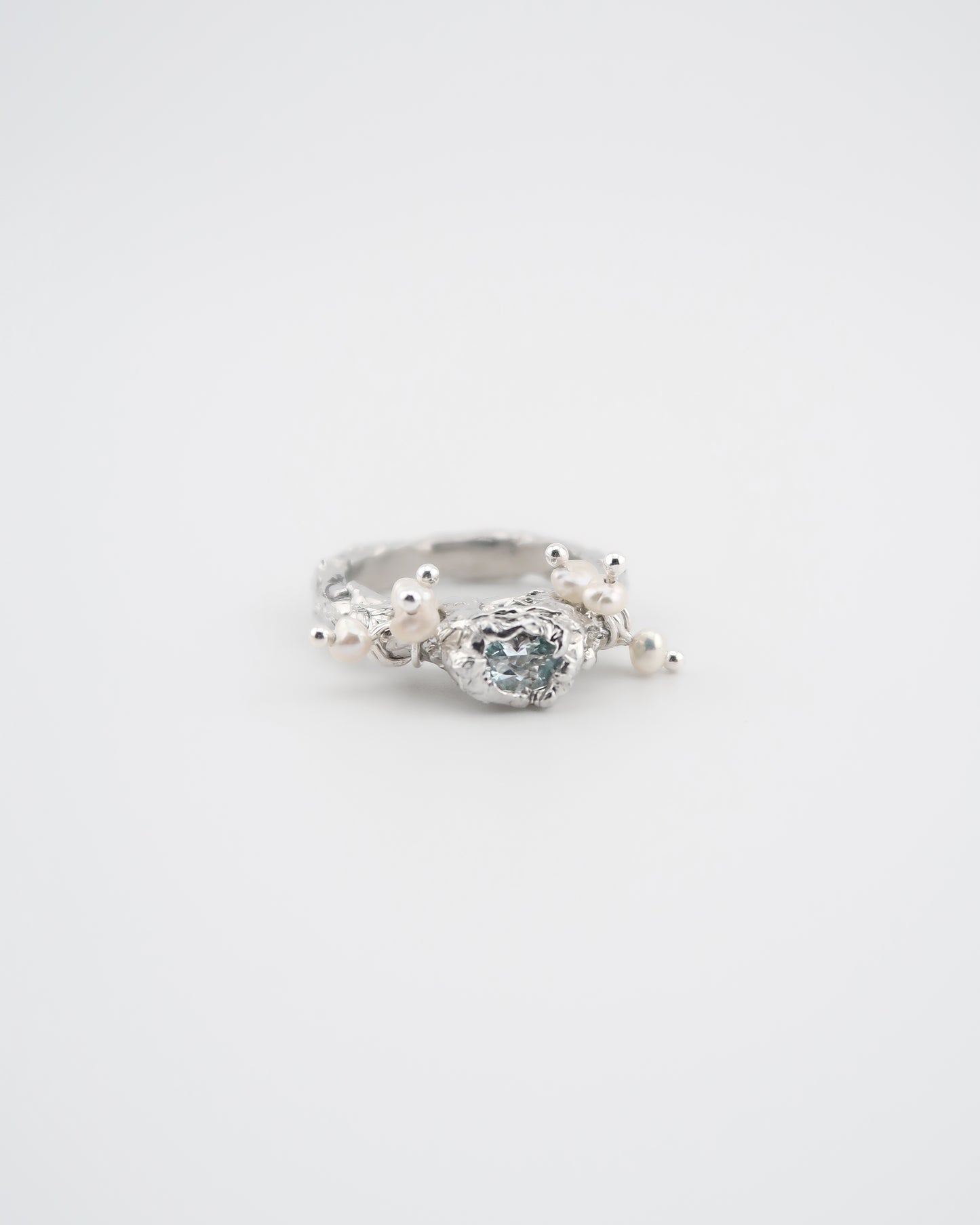 babysbreath ring - aquamarine